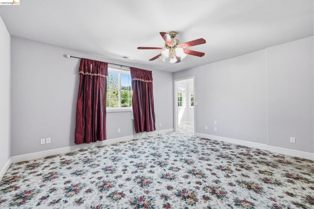 21472 Longeway Rd, Sonora, CA 95370