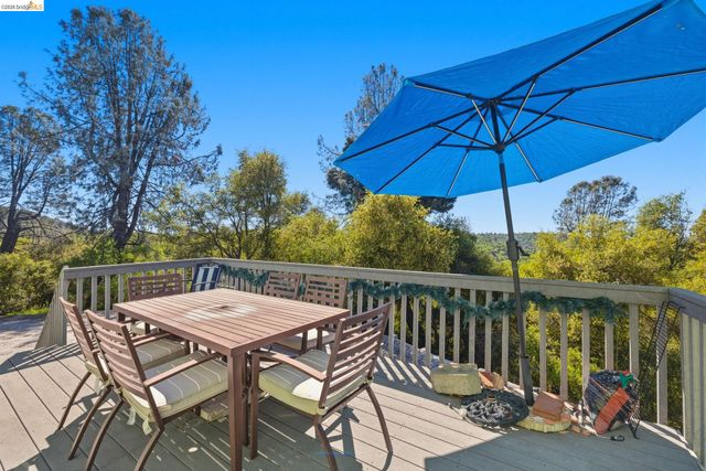 21472 Longeway Rd, Sonora, CA 95370