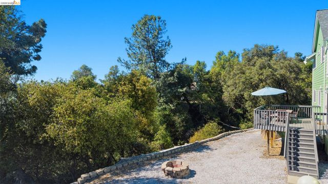 21472 Longeway Rd, Sonora, CA 95370