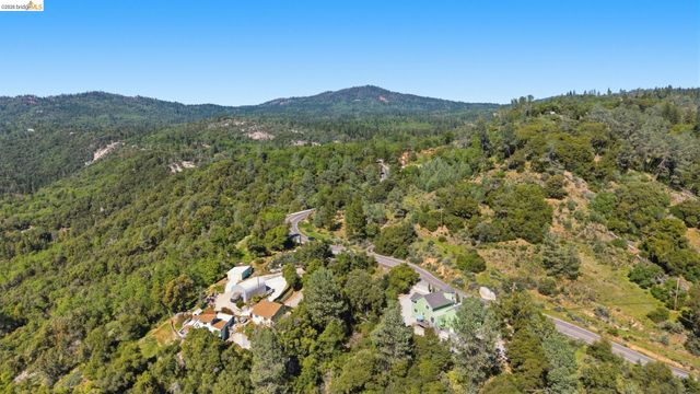 21472 Longeway Rd, Sonora, CA 95370