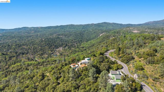 21472 Longeway Rd, Sonora, CA 95370