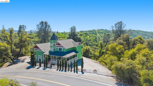 21472 Longeway Rd, Sonora, CA 95370