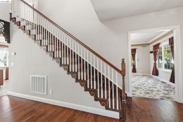 21472 Longeway Rd, Sonora, CA 95370