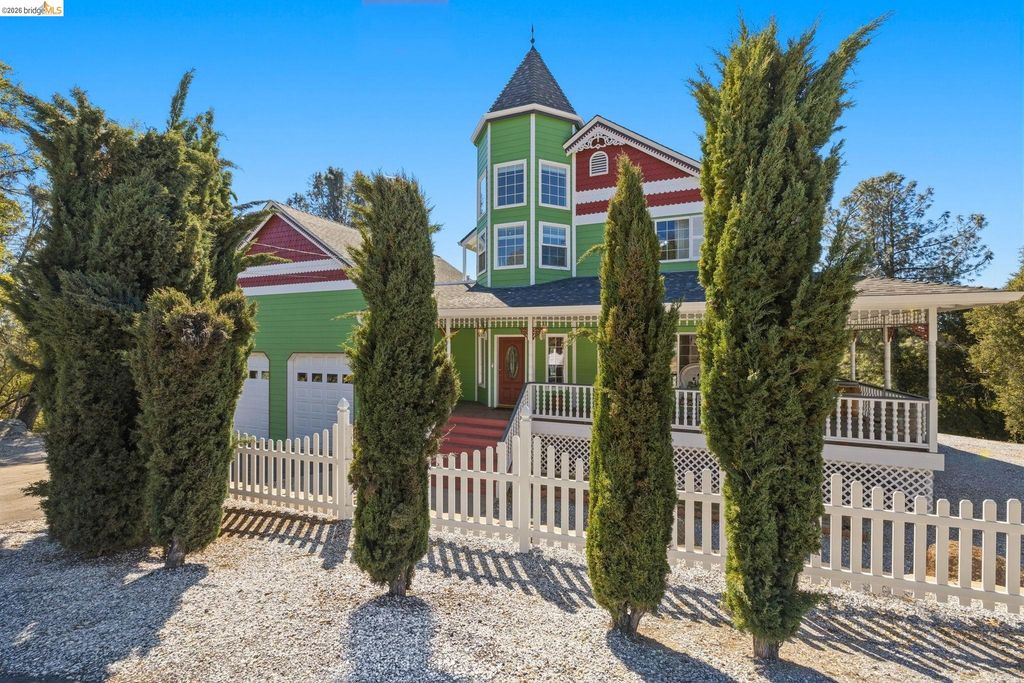 21472 Longeway Rd, Sonora, CA 95370