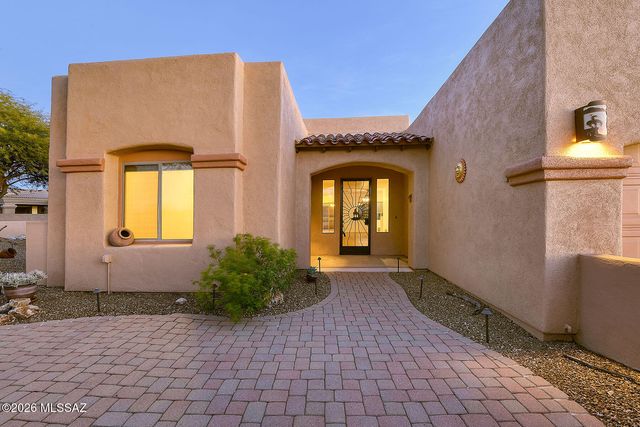 1367 S Madera Reserve Drive, Green Valley, AZ 85614