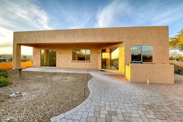 1367 S Madera Reserve Drive, Green Valley, AZ 85614