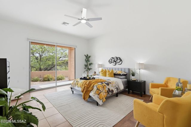 1367 S Madera Reserve Drive, Green Valley, AZ 85614