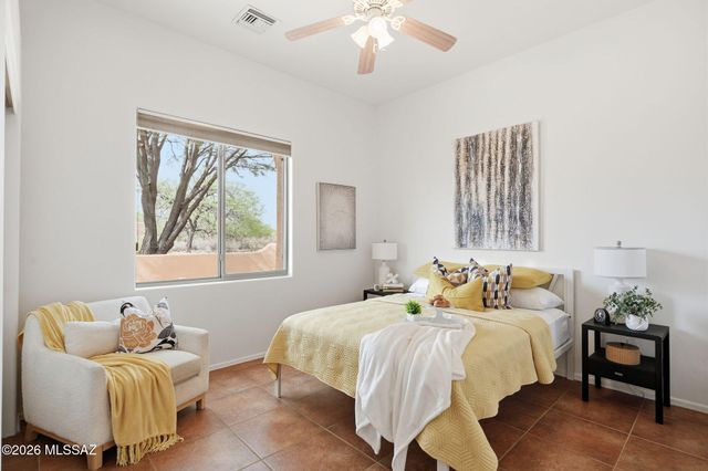 1367 S Madera Reserve Drive, Green Valley, AZ 85614