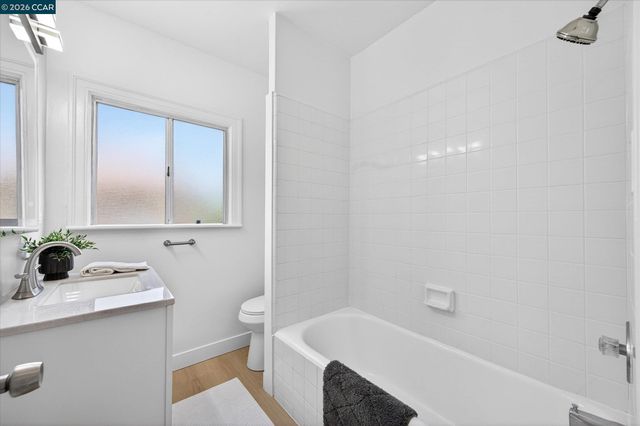 411 Norvell Street, El Cerrito, CA 94530