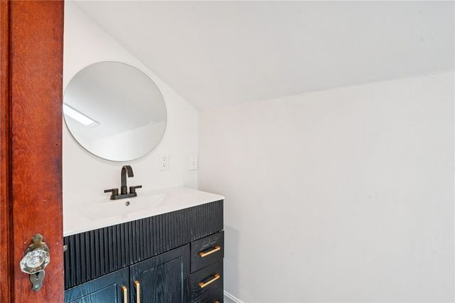 41 Cato Avenue, Pawtucket, RI 02860