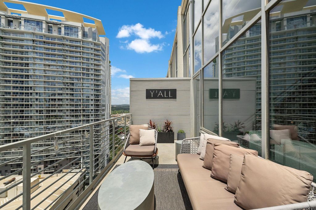 800 W 5th ST 1209, Austin, TX 78703