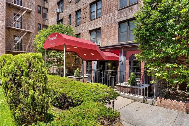 83-15 98th Street 5T, Woodhaven, NY 11421