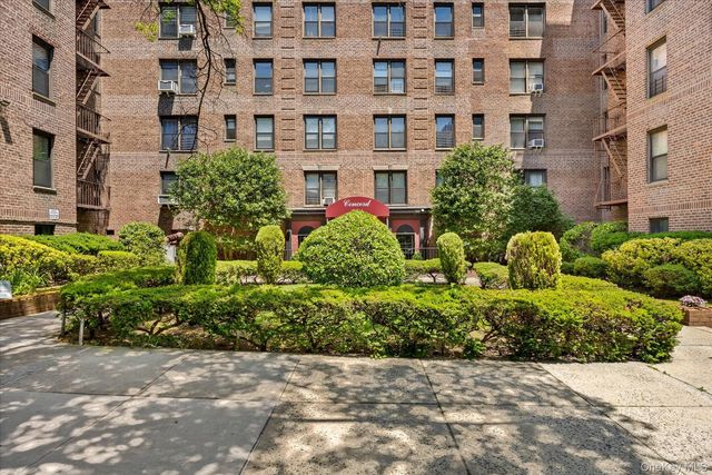 83-15 98th Street 5T, Woodhaven, NY 11421