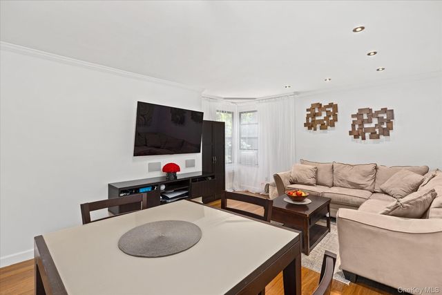83-15 98th Street 5T, Woodhaven, NY 11421