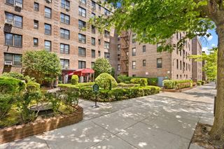 83-15 98th Street 5T, Woodhaven, NY 11421