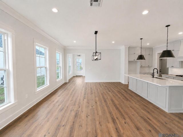 4438 Camargue Avenue, Baton Rouge, LA 70820