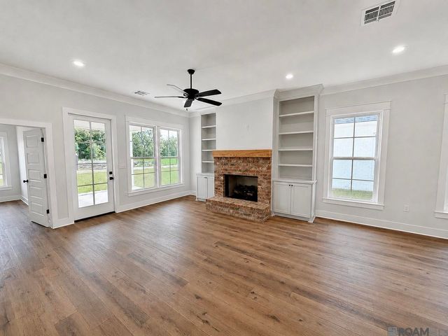 4438 Camargue Avenue, Baton Rouge, LA 70820