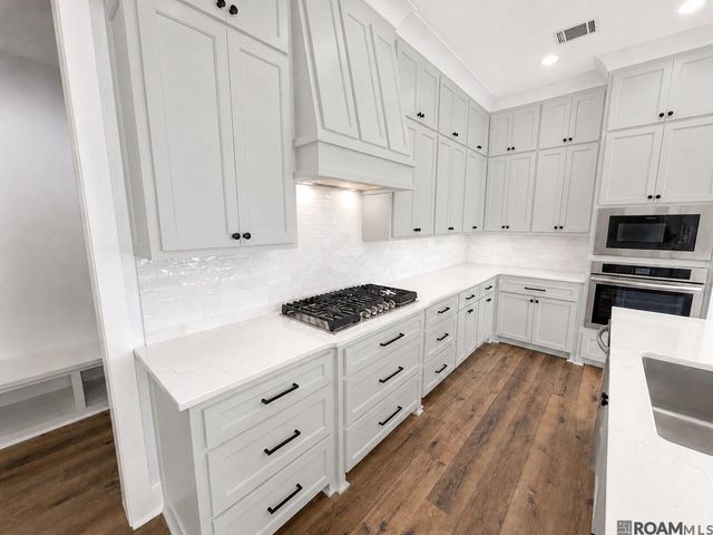 4438 Camargue Avenue, Baton Rouge, LA 70820