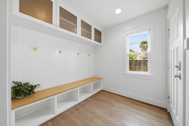 1111 Highland Street, Houston, TX 77009