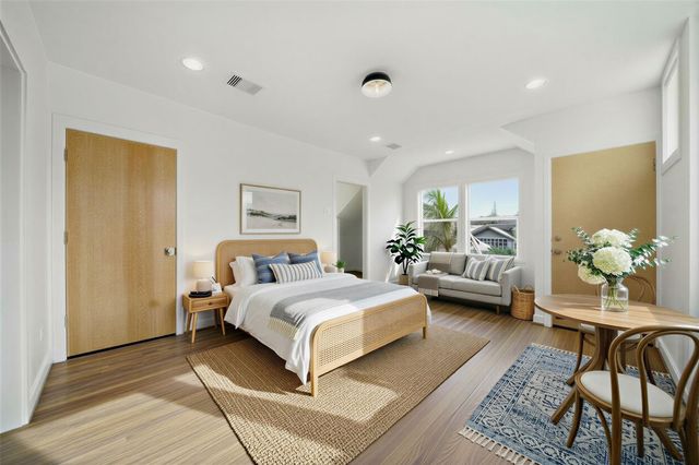 1111 Highland Street, Houston, TX 77009