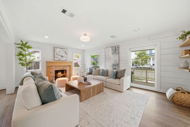 1111 Highland Street, Houston, TX 77009