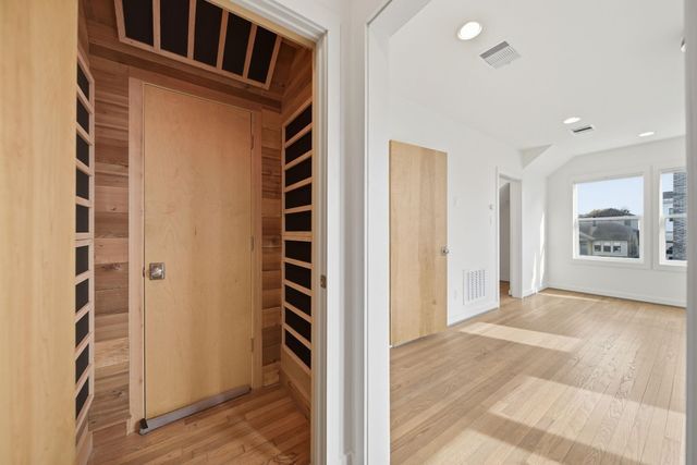 1111 Highland Street, Houston, TX 77009