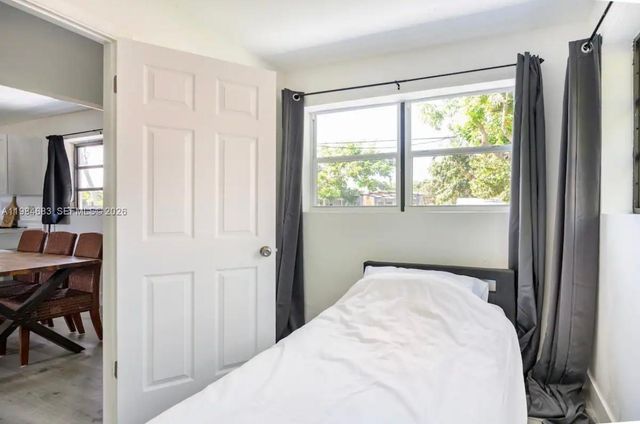 1200 NW 18th Ct 1200, Fort Lauderdale, FL 33311