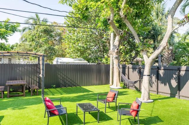 1200 NW 18th Ct 1200, Fort Lauderdale, FL 33311