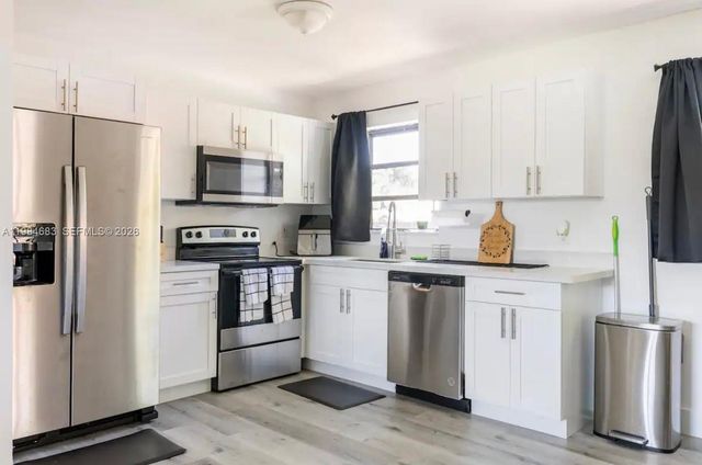 1200 NW 18th Ct 1200, Fort Lauderdale, FL 33311