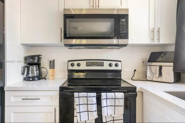 1200 NW 18th Ct 1200, Fort Lauderdale, FL 33311