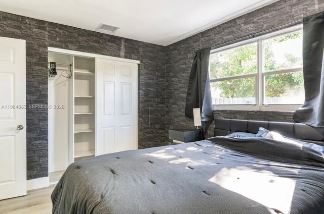 1200 NW 18th Ct 1200, Fort Lauderdale, FL 33311