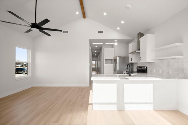 306 S Avenue P Ave A, Marble Falls, TX 78654