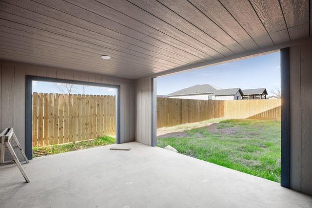 306 S Avenue P Ave A, Marble Falls, TX 78654