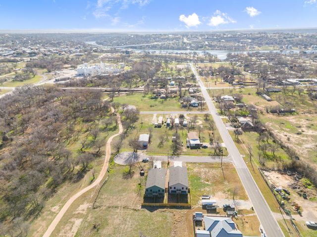 306 S Avenue P Ave A, Marble Falls, TX 78654