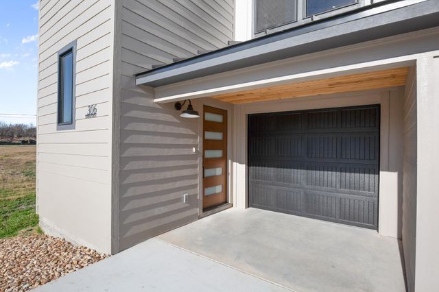 306 S Avenue P Ave A, Marble Falls, TX 78654