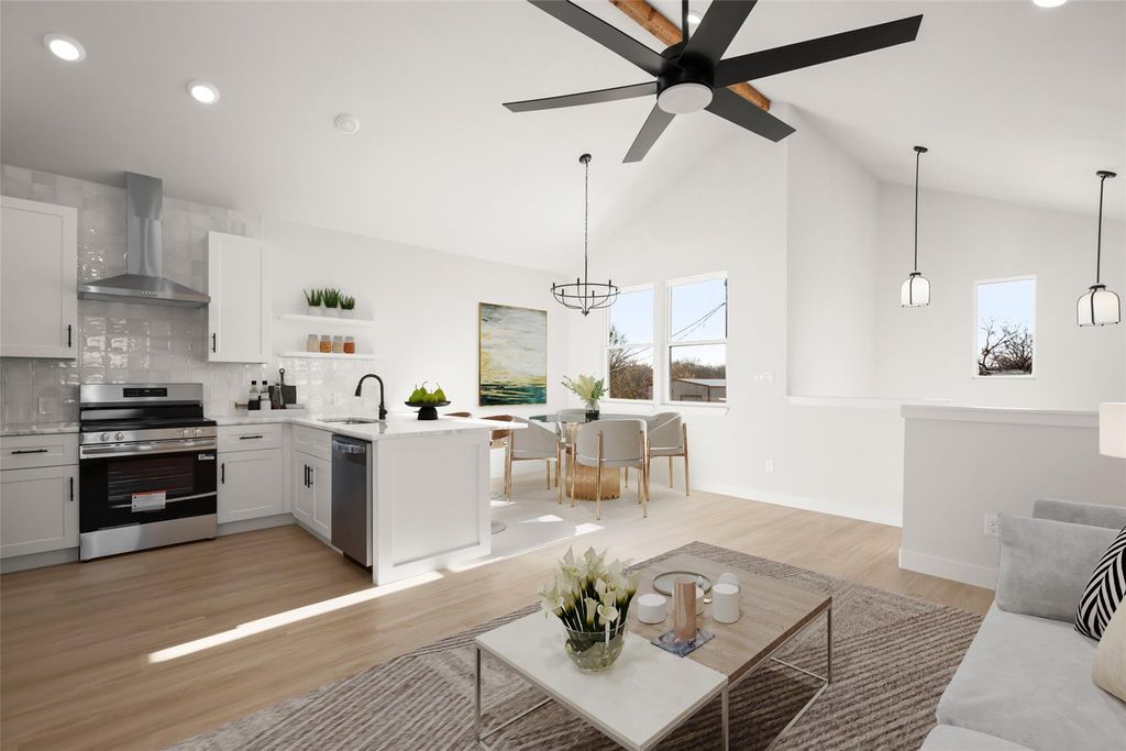 306 S Avenue P Ave A, Marble Falls, TX 78654