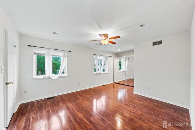 89 Tennyson Drive, Plainsboro, NJ 08536