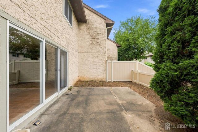 89 Tennyson Drive, Plainsboro, NJ 08536