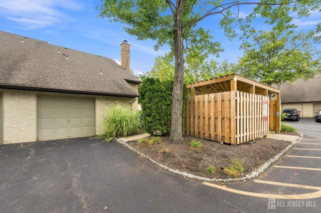 89 Tennyson Drive, Plainsboro, NJ 08536