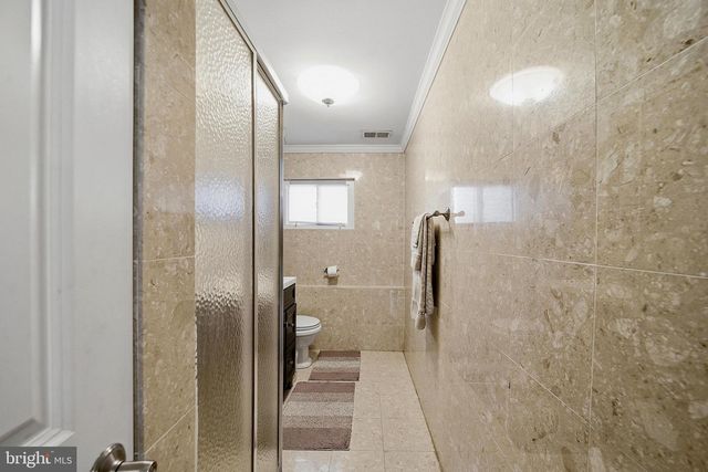 87 WOODVIEW DR, Old Bridge, NJ 08857