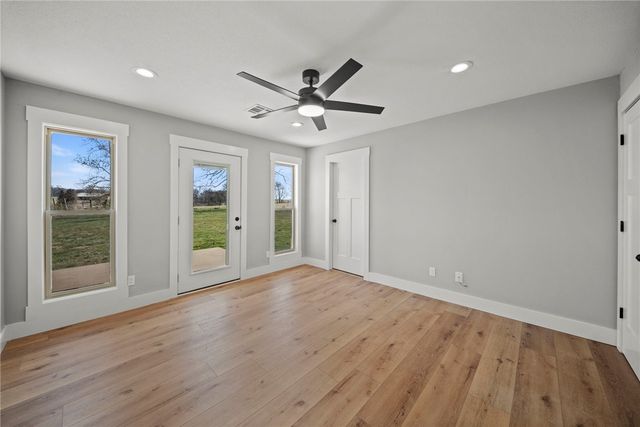 8120 N Coffelt Cemetery Road, Bentonville, AR 72713