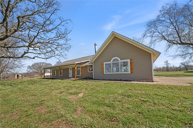 8120 N Coffelt Cemetery Road, Bentonville, AR 72713