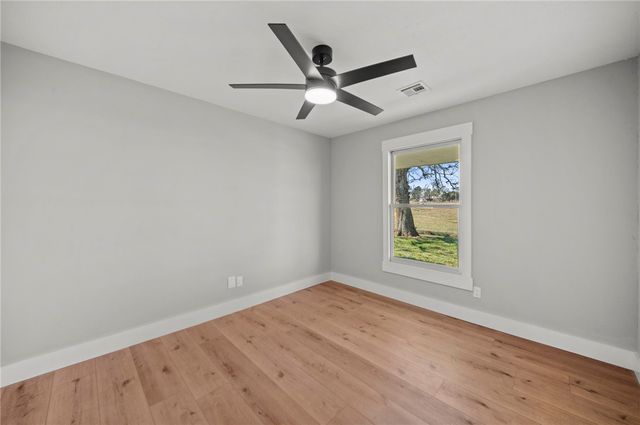 8120 N Coffelt Cemetery Road, Bentonville, AR 72713