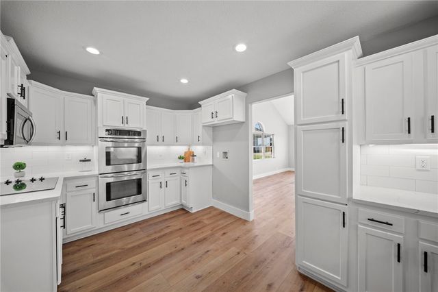 8120 N Coffelt Cemetery Road, Bentonville, AR 72713