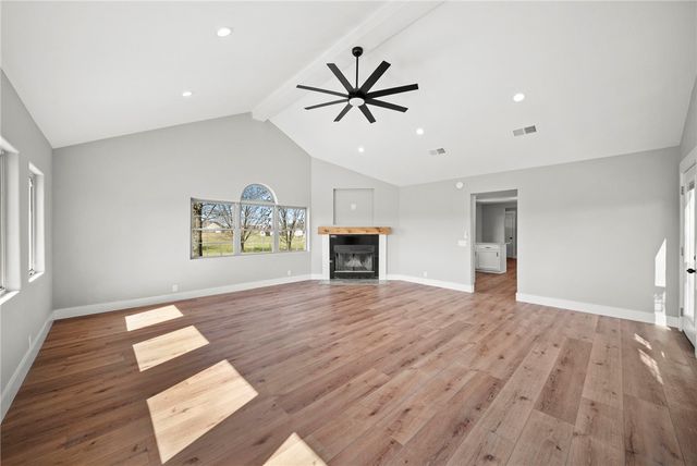 8120 N Coffelt Cemetery Road, Bentonville, AR 72713