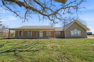 8120 N Coffelt Cemetery Road, Bentonville, AR 72713