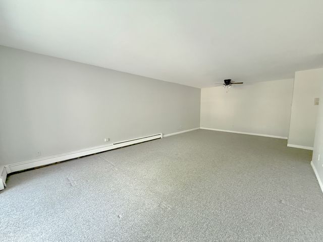 1331 S Finley Road 205, Lombard, IL 60148