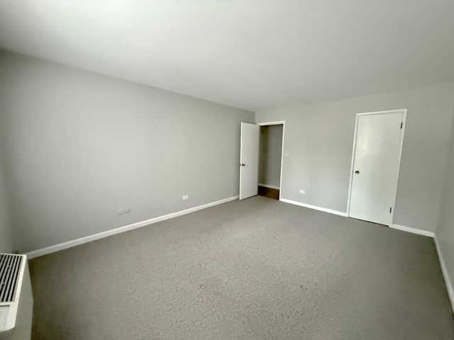 1331 S Finley Road 205, Lombard, IL 60148