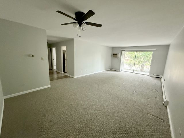 1331 S Finley Road 205, Lombard, IL 60148