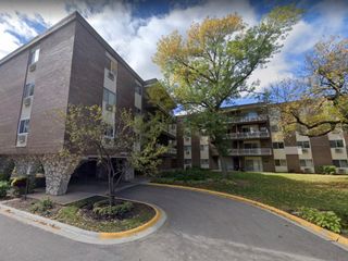 1331 S Finley Road 205, Lombard, IL 60148